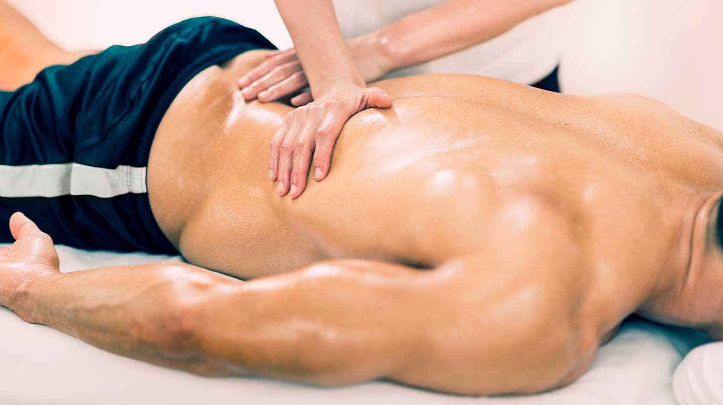Sport massage là gì? Công dụng và lợi ích của sport massage - Getfit Academy